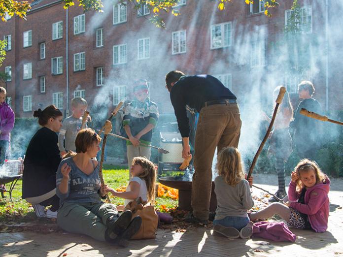 Bålhygge i Husum Bypark